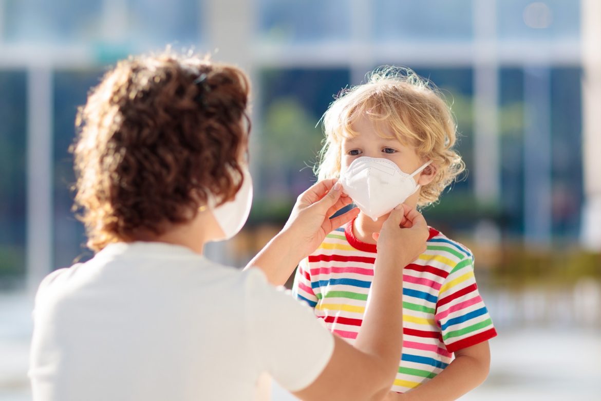 Entra em vigor lei que obriga uso de máscaras em Minas Gerais